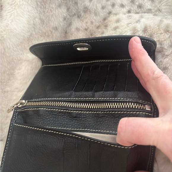 Genuine Roots Leather Wallet - Picture 6 of 11